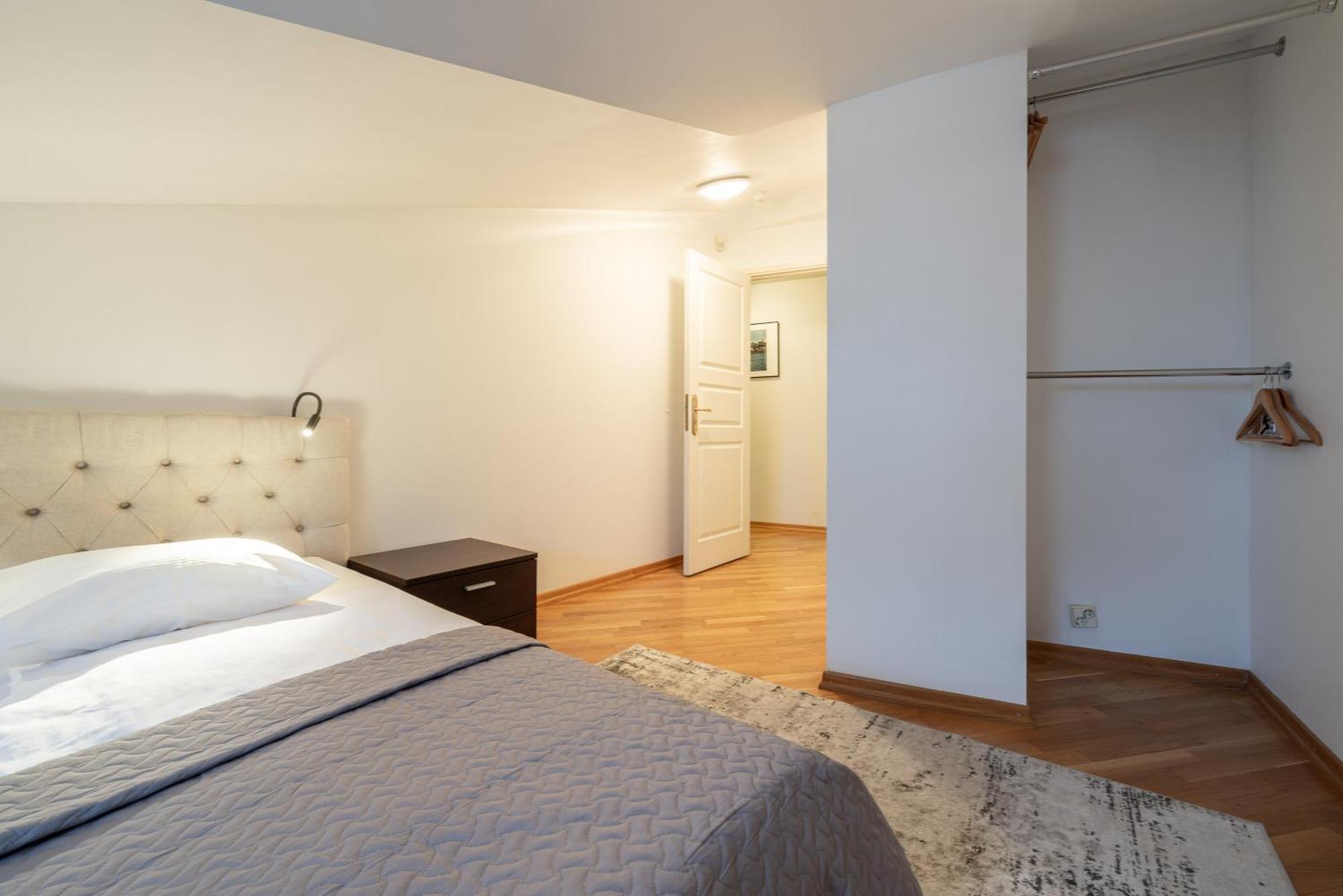 Old Town - Demini Apartment *
